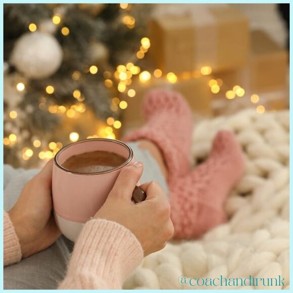 22 OZ Yankee Candle Vanilla Cupcake Jar Candle NWT - Picture 3 of 7